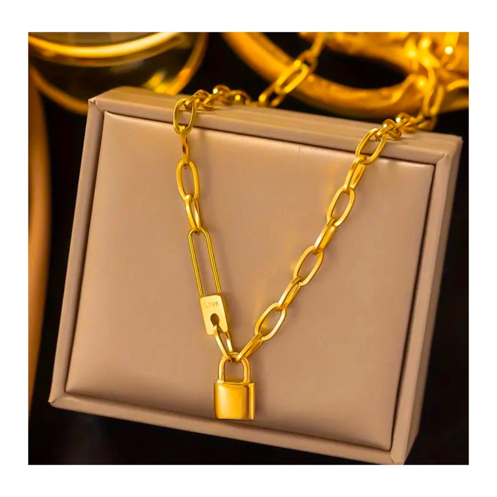 STAINLESS STEET LOVE LOCK PENDANT NECKLACE